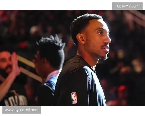 名记曝老鹰签休斯坦至季末合同