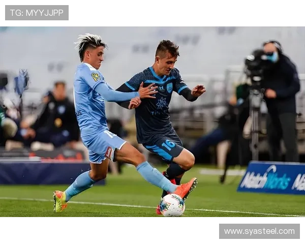 澳媒：墨尔本胜利马塔肘部受伤坚持完赛